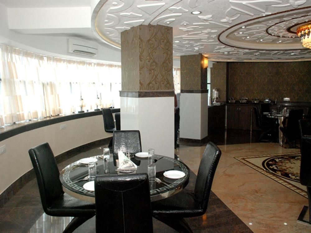 Treebo Trend Orient Grand Nagpur Exterior foto